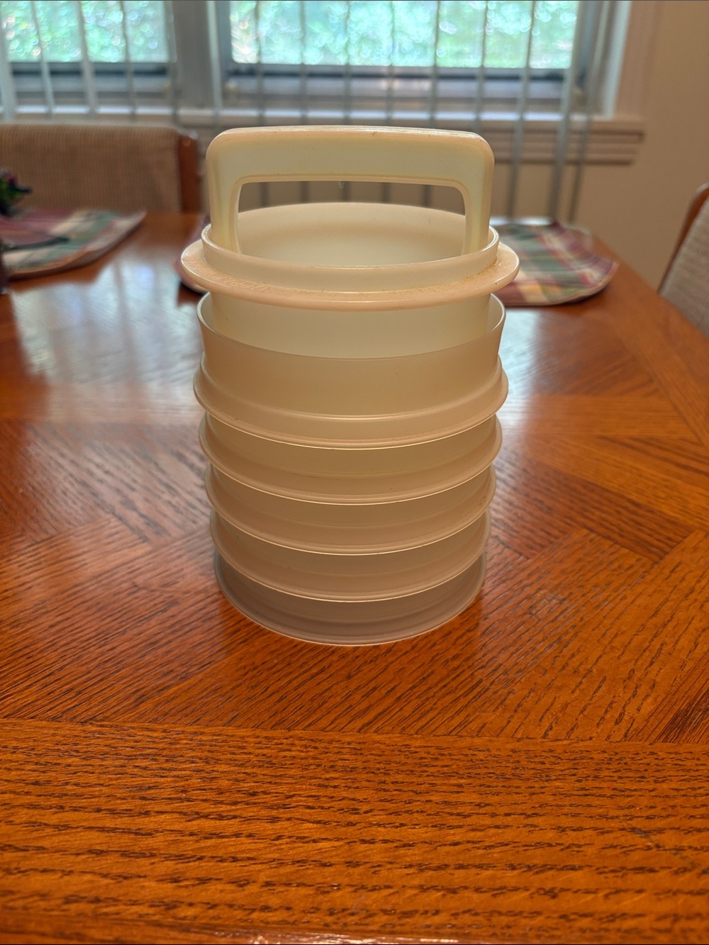 Vintage Tupperware Hamburger Patty Press “NO LID” 5 Keepers, Ring and Press 4”